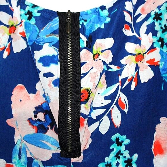 BeBop Floral Shift Dress โ Size S, Boho Spring & Summer Style, Wedding Guest Rea - Picture 4 of 7